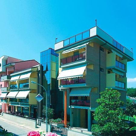 Hotel Residence Margherita Tortoreto Exterior foto
