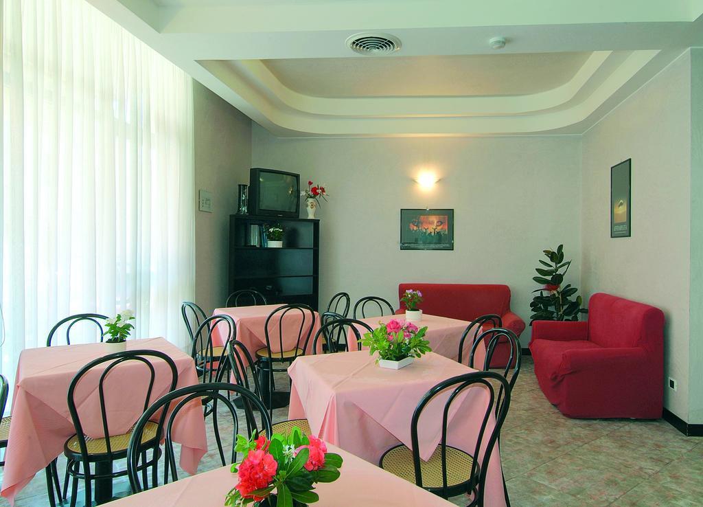 Hotel Residence Margherita Tortoreto Exterior foto