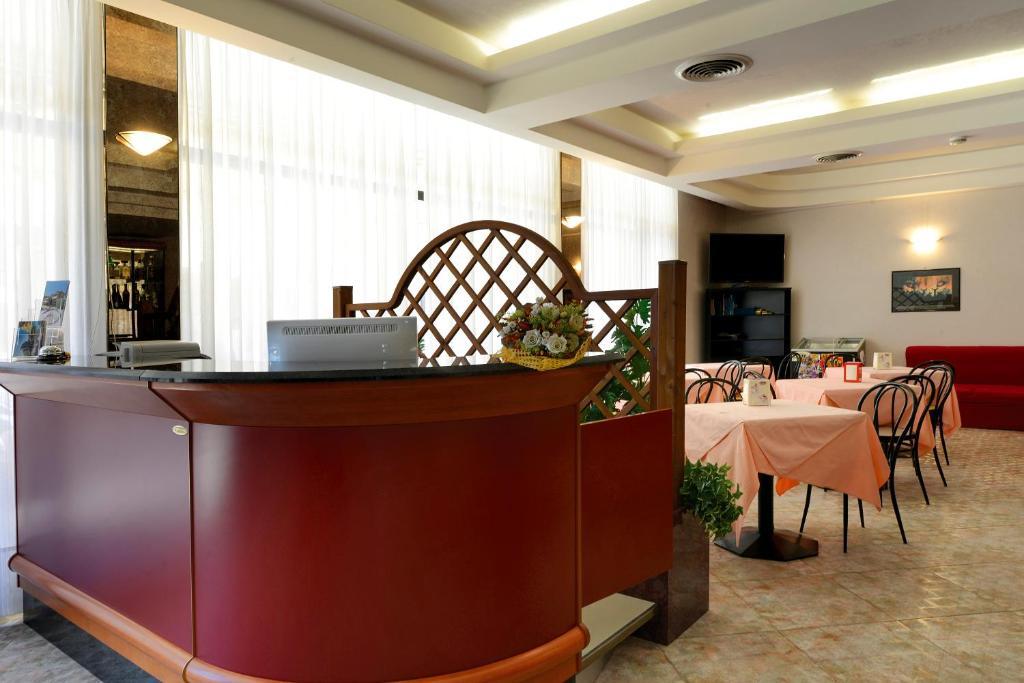 Hotel Residence Margherita Tortoreto Exterior foto